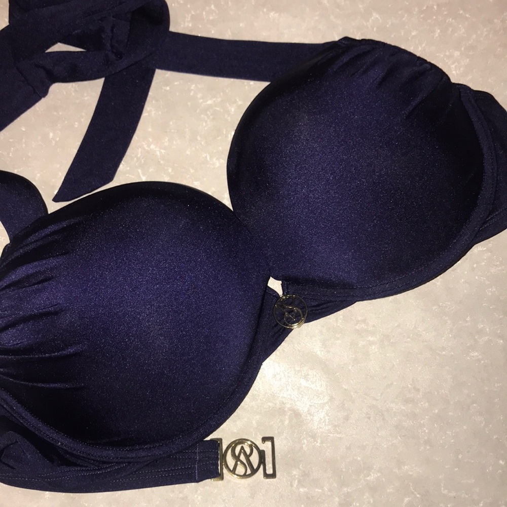 - VICTORIAS SECRET BOMBSHELL BIKINI TOP 36D